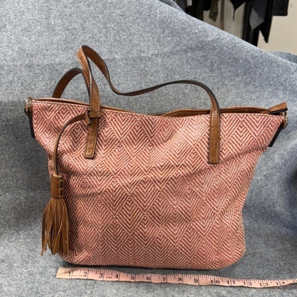 Jen & Co. 2Tone Natural Tote Bag purse woven material vegan leather accents.
